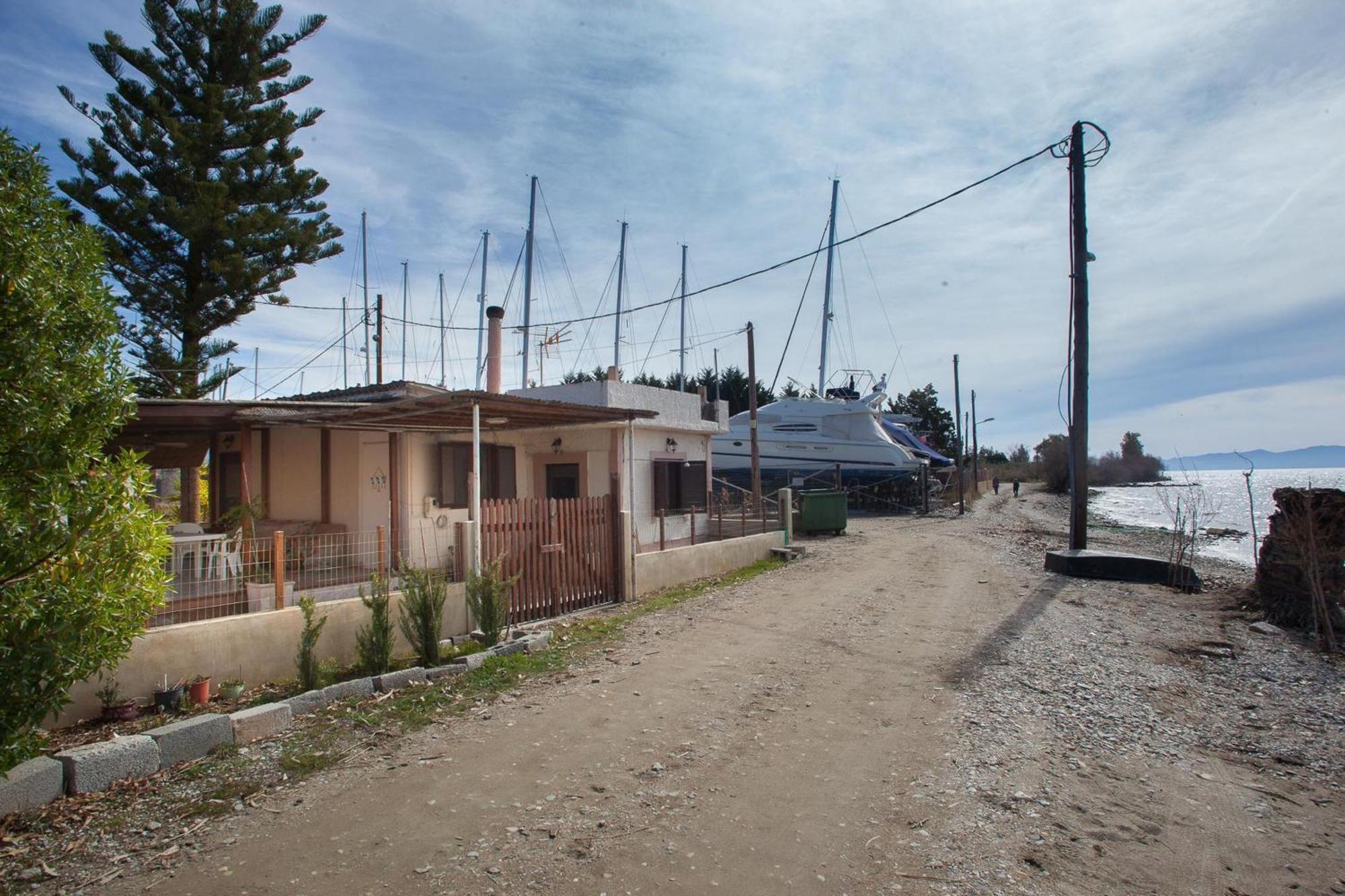 הוילה Káto Lekhónia Karnagio Seafront In Agria מראה חיצוני תמונה