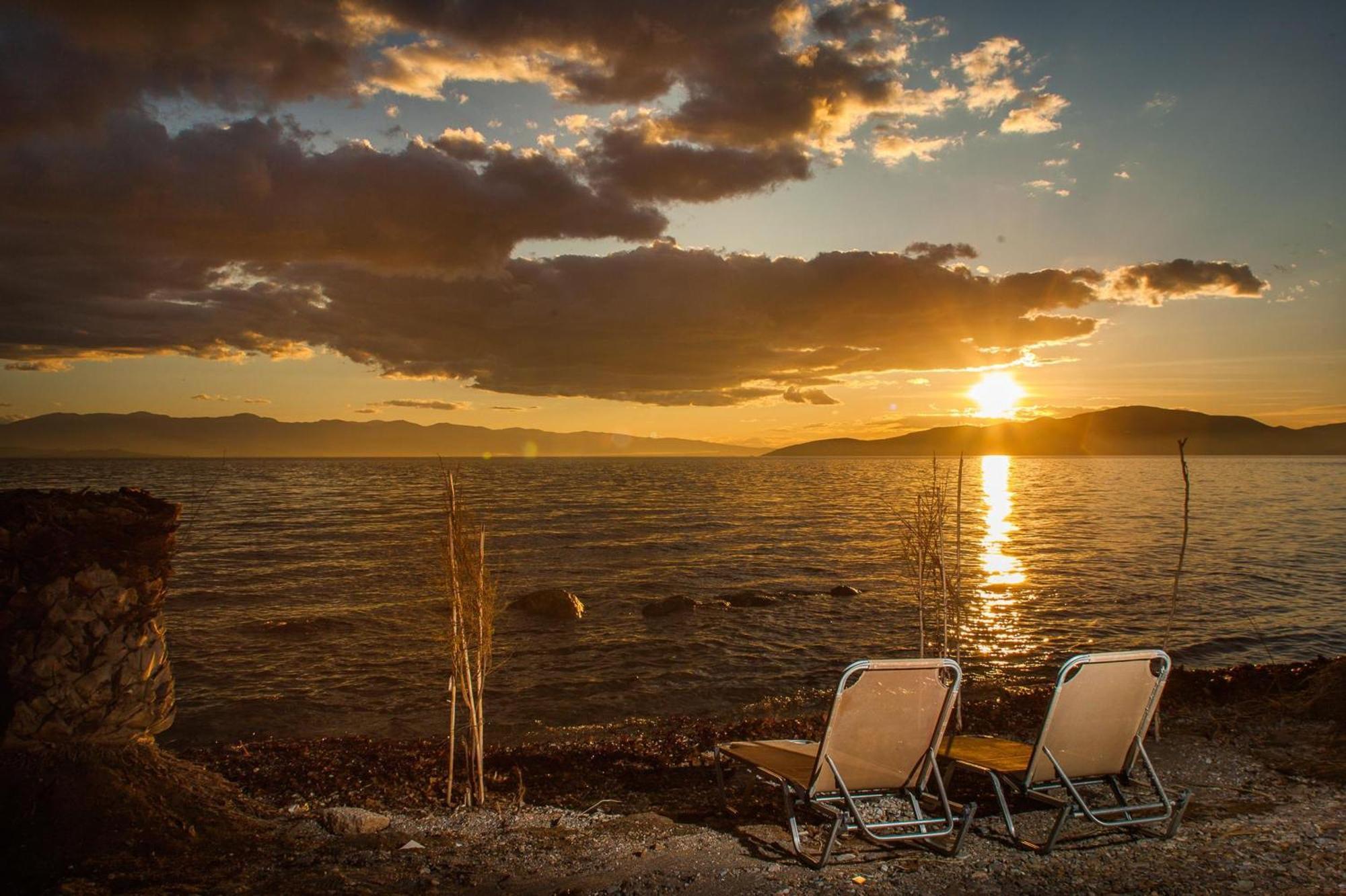 הוילה Káto Lekhónia Karnagio Seafront In Agria מראה חיצוני תמונה
